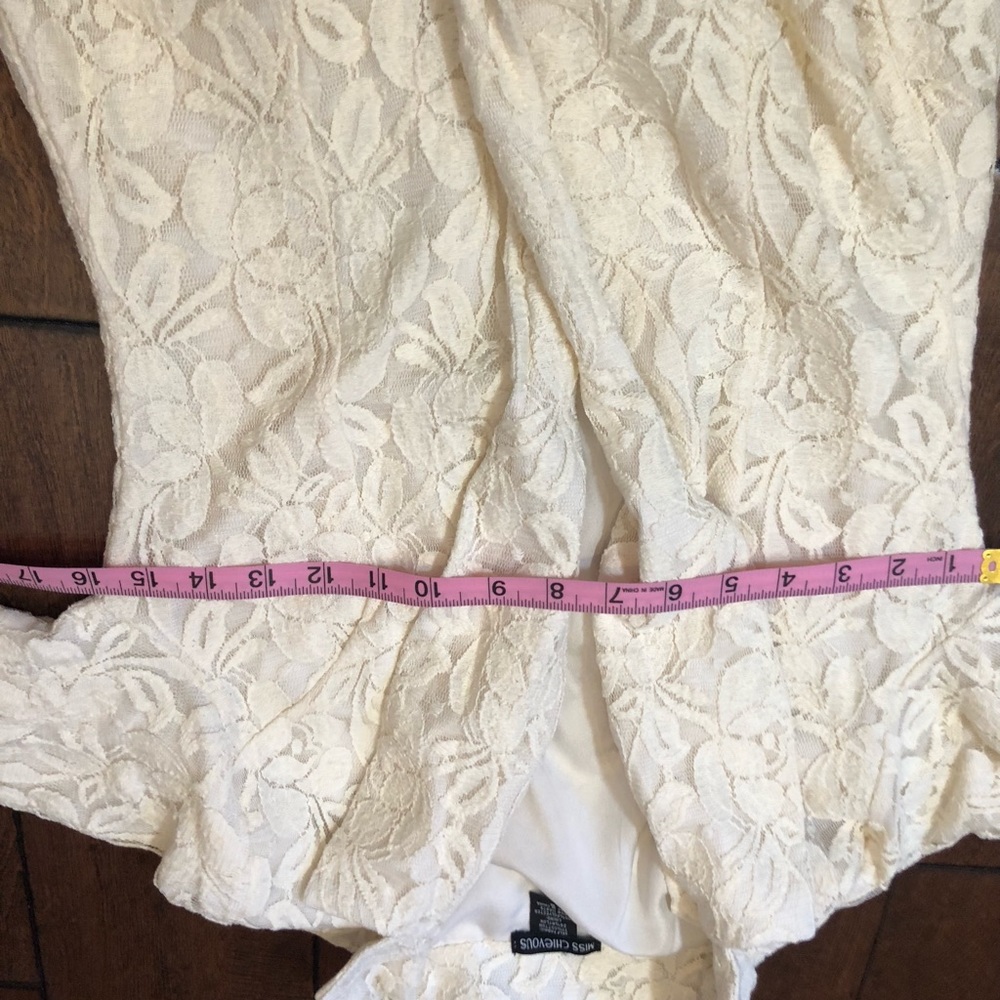 Lace jacket - Picture 8 of 8